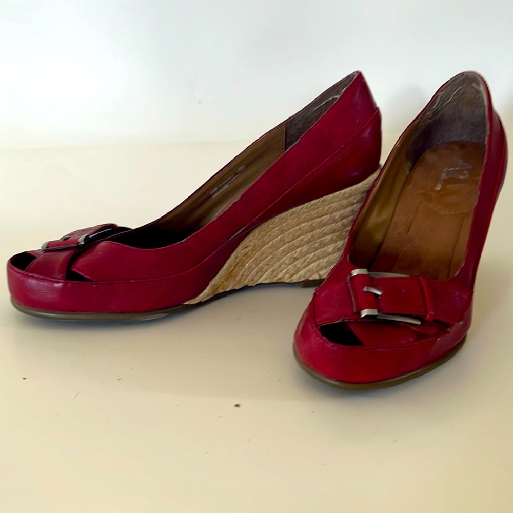 A2 Aerosole Red Wedge Peep-toe Espradrilles Size 10